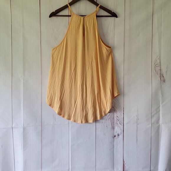 NWT Hem & Thread Women’s Top, L, Yellow, Crochet Detail, Dress/Casual Shirt. - Picture 3 of 7